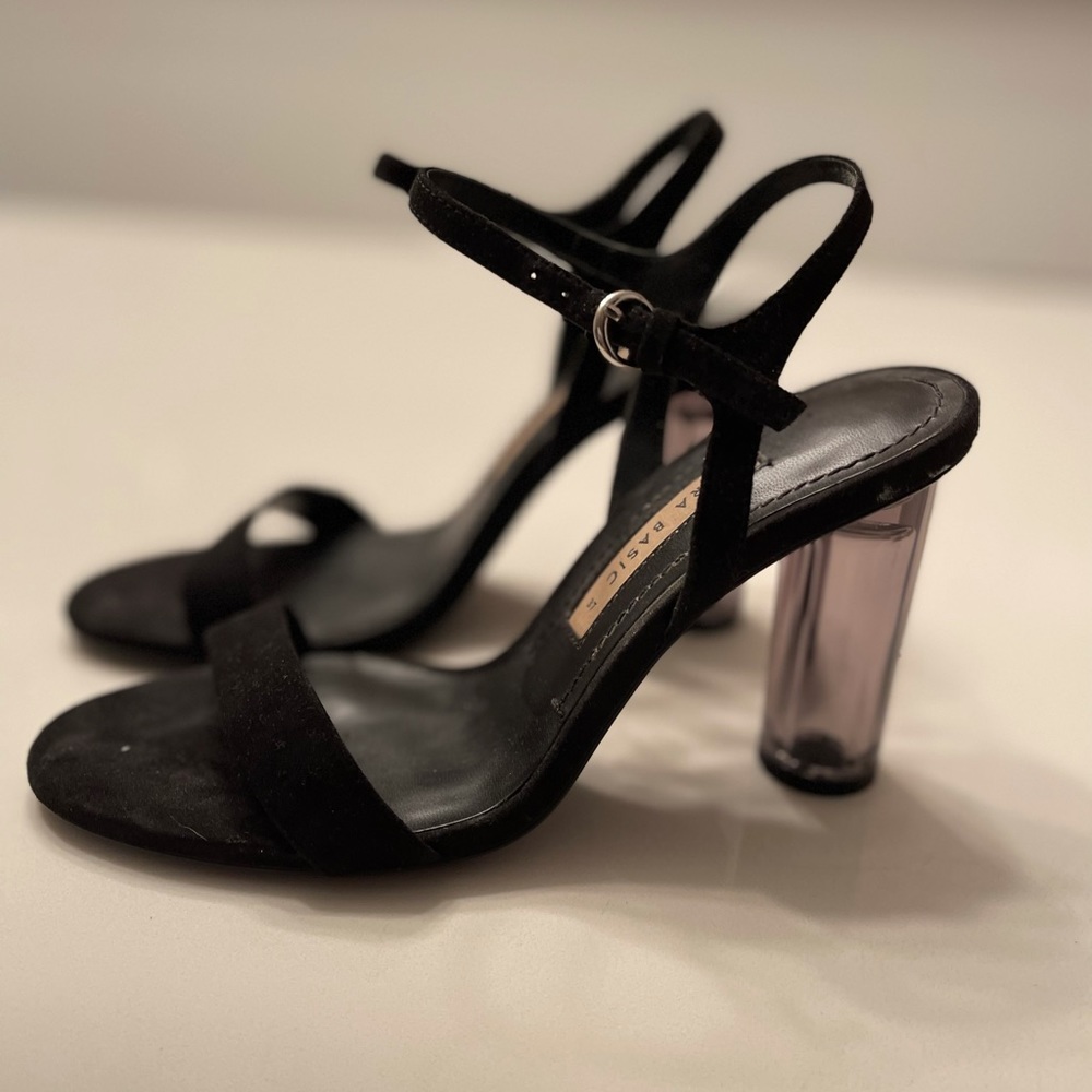 Women’s Zara heel